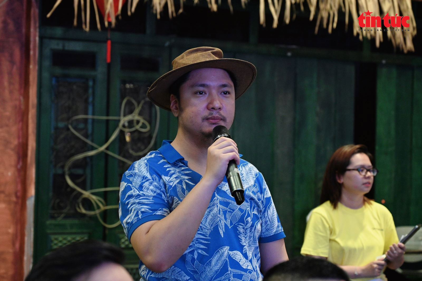 Chú thích ảnh