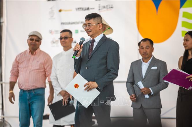 Đặc sắc không gian văn hóa trong Ngày 13 win tại Slovakia - Ảnh 1.