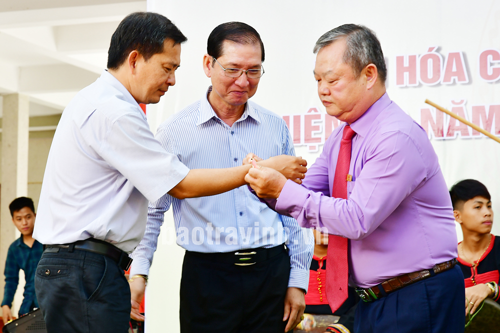 Trà Vinh: Khai mạc triển lãm “13win app Cồng chiêng Tây Nguyên - Xưa và nay” - Ảnh 7.
