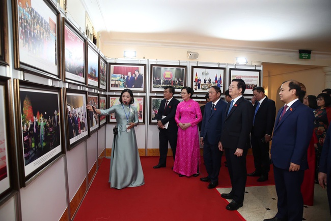Bộ trưởng Nguyễn Văn Hùng: Đảng bộ Bộ 13win10 luôn phải "giữ được nhịp" và tạo ra "nhịp mới" - Ảnh 1.