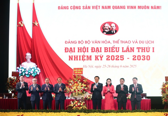 Bộ trưởng Nguyễn Văn Hùng giữ chức Bí thư Đảng ủy Bộ 13win10 nhiệm kỳ 2025 - 2030 - Ảnh 2.