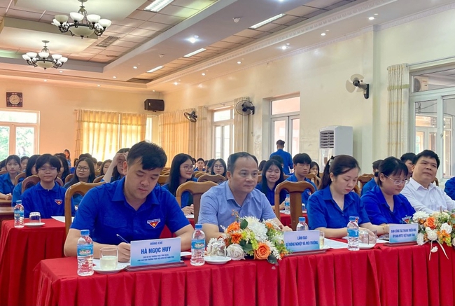 Cao Bằng: Tập huấn nâng cao năng lực đội ngũ cán bộ làm 13win21 tuyên truyền giảm nghèo năm 2025 - Ảnh 1.