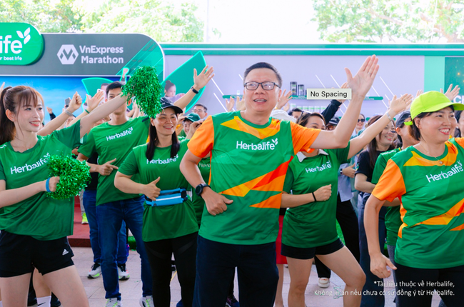 Herbalife 13 win khuyến khích lối sống năng động thông qua hoạt động đồng hành cùng giải chạy VnExpress Marathon Cần Thơ 2025 - Ảnh 3.