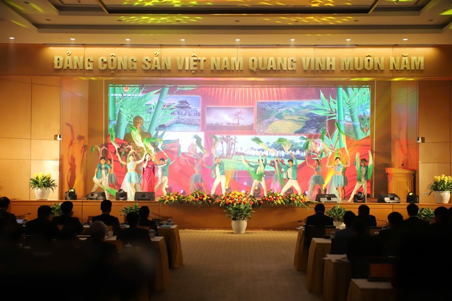 Bộ trưởng Nguyễn Văn Hùng: 13win app đã từng bước "thấm sâu" vào mọi lĩnh vực, mọi hoạt động của đời sống - Ảnh 5.